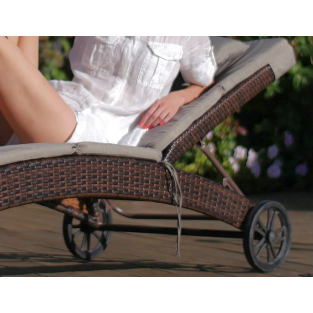 Матрасик к шезлонгу лежаку MONACO (цвет серый) Матрасик к шезлонгу лежаку MONACO (цвет серый)