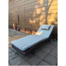 Шезлонг из искусственного ротанга  МАРА «MARA» в комплекте в матрасом — Шоколад