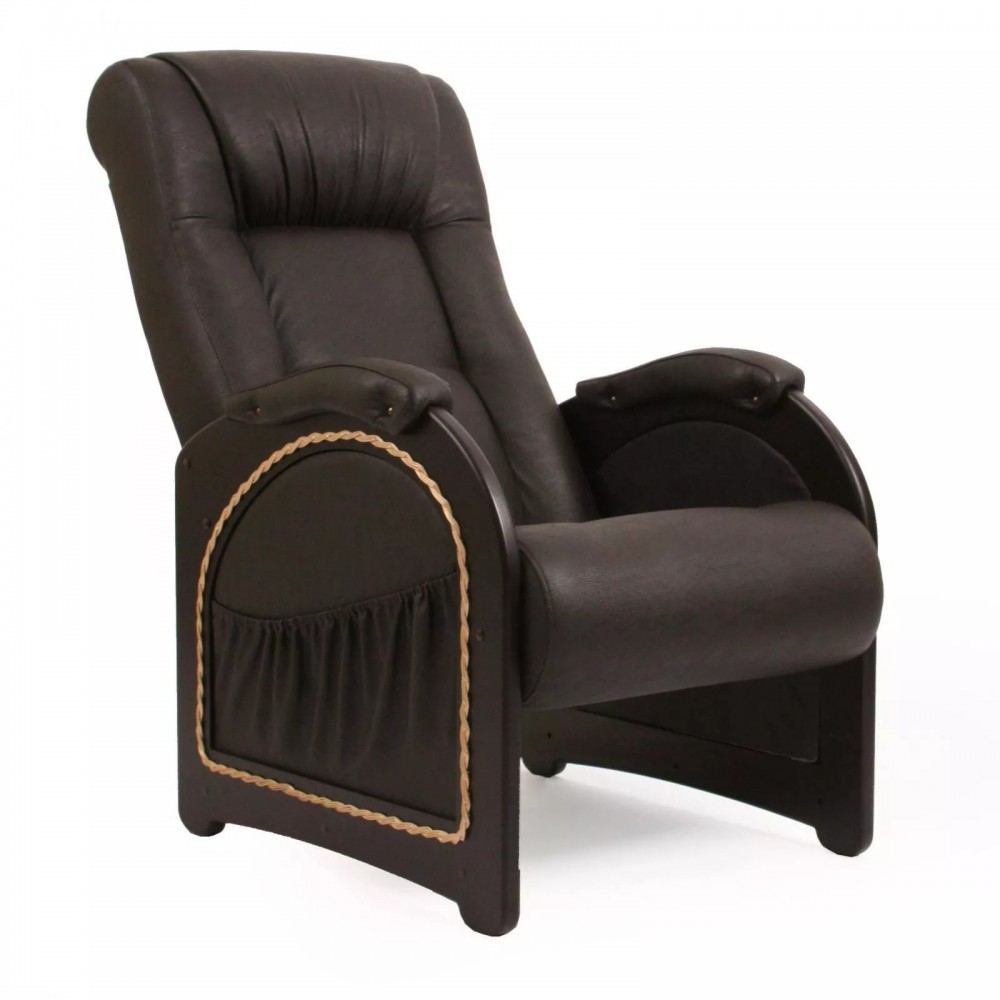 Кресло для отдыха с высокой спинкой и подлокотниками