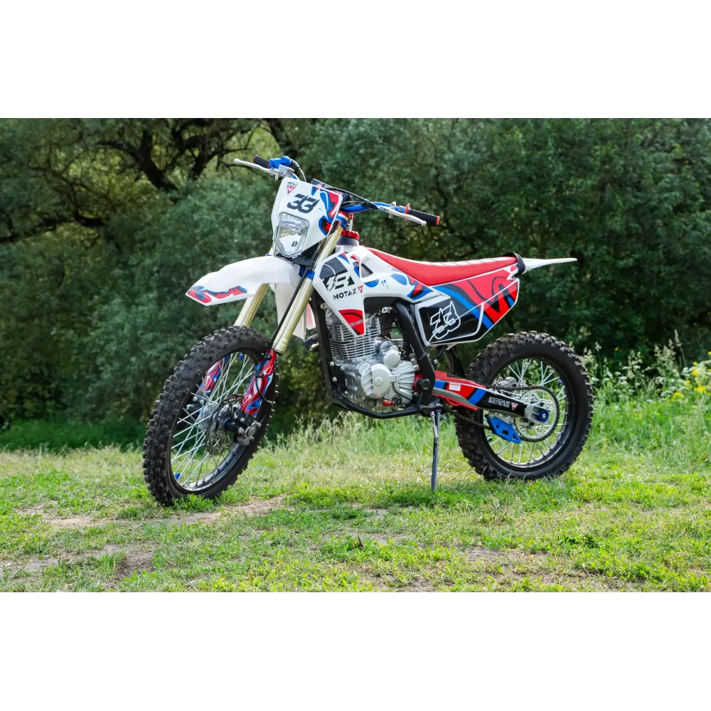 Мотоцикл MOTAX XR 250 (21/18) черный-белый-красный Мотоцикл MOTAX XR 250 (21/18) черный-белый-красный