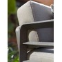 Кресло пластиковое с подушками Maximo Poltrona 003/4018125215 Кресло пластиковое с подушками Maximo Poltrona 003/4018125215