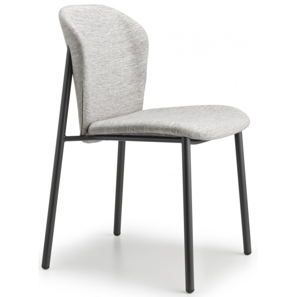 Стул с обивкой Finn 005/2893VAT628 Стул с обивкой Finn 005/2893VAT628
