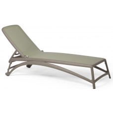 Шезлонг-лежак пластиковый Atlantico 003/4045010101