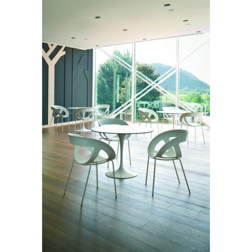 Кресло пластиковое Moema 69 GAB/69.52/NA Кресло пластиковое Moema 69 GAB/69.52/NA