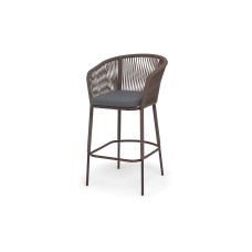 "Марсель" стул барный плетеный из роупа, каркас из стали коричневый (RAL8016) муар, роуп коричневый круглый, ткань темно-серая 027 NEW