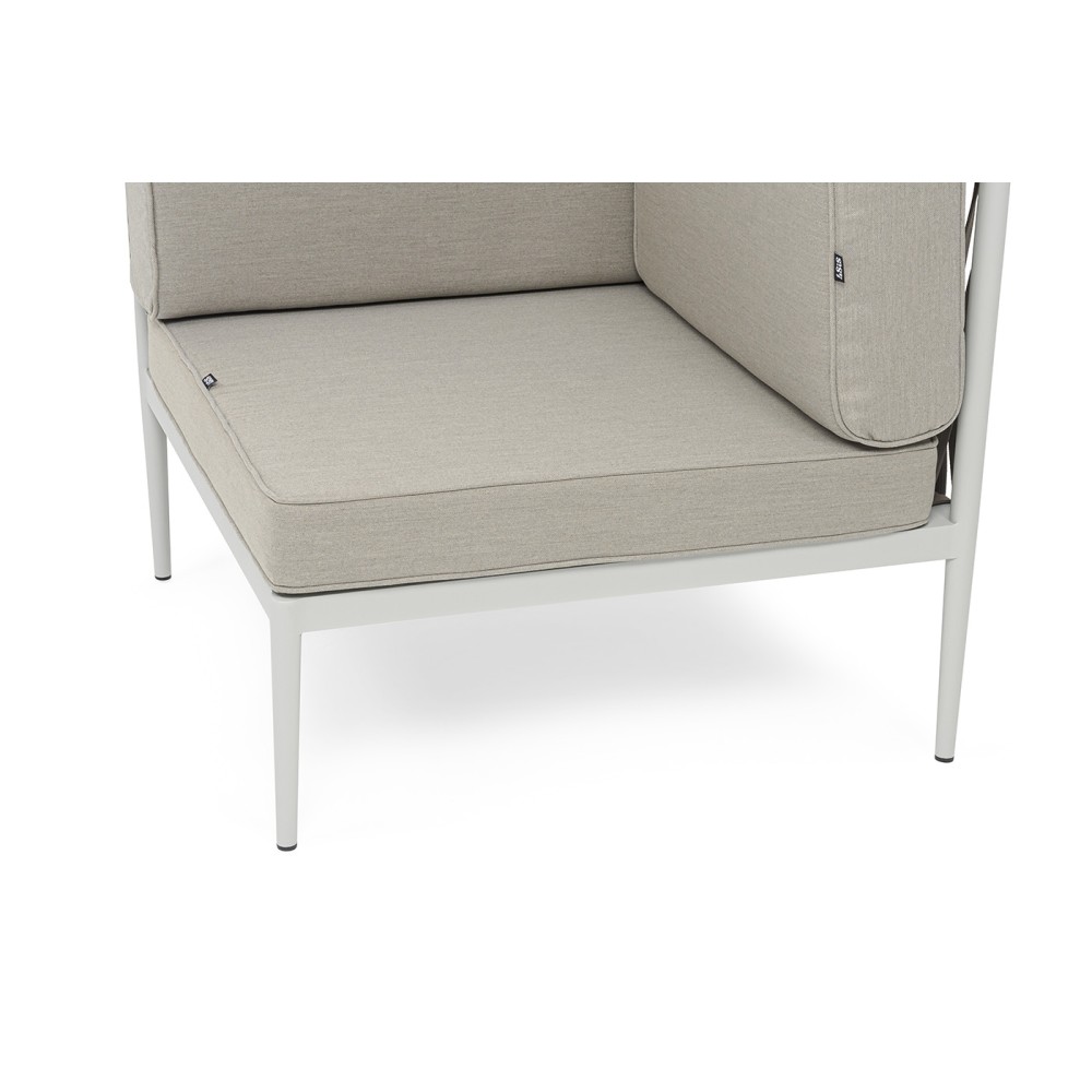 "Касабланка" угловой модуль плетеный из роупа, каркас алюминий светло-серый (RAL7035) муар, роуп серо-коричневый 23мм, ткань бежевая 15052 "Касабланка" угловой модуль плетеный из роупа, каркас алюминий светло-серый (RAL7035) муар, роуп серо-коричневый 23мм, ткань бежевая 15052