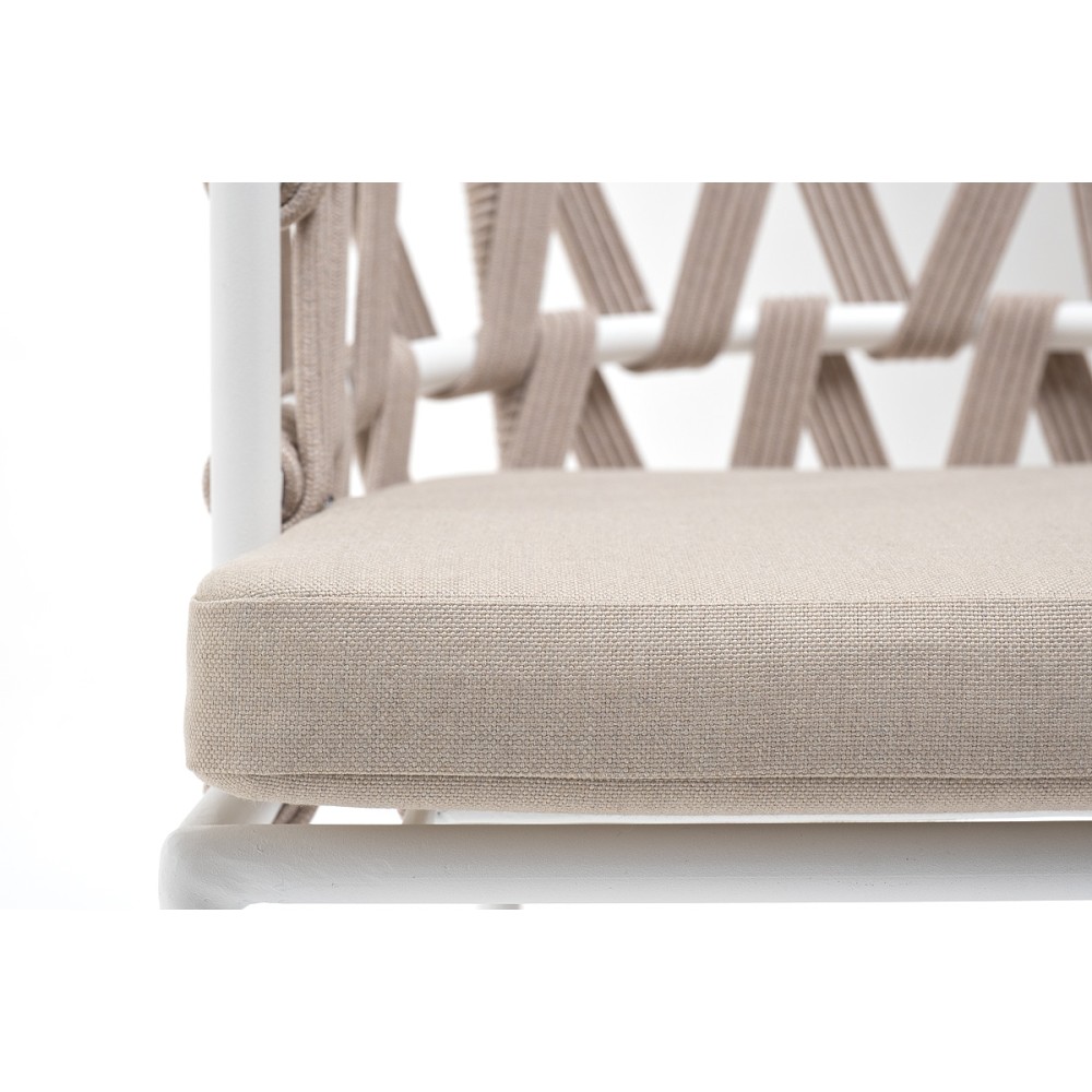 "Диего" стул плетеный из роупа, каркас из стали белый муар, роуп бежевый круглый, ткань бежевая 15052 "Диего" стул плетеный из роупа, каркас из стали белый муар, роуп бежевый круглый, ткань бежевая 15052