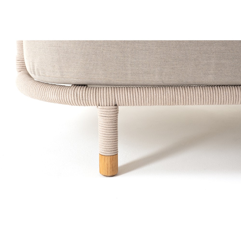 "Верона" диван 3-местный плетеный из роупа, каркас алюминий белый муар, роуп бежевый круглый, ткань бежевая 15052 "Верона" диван 3-местный плетеный из роупа, каркас алюминий белый муар, роуп бежевый круглый, ткань бежевая 15052