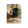 Офисное кресло Class black
