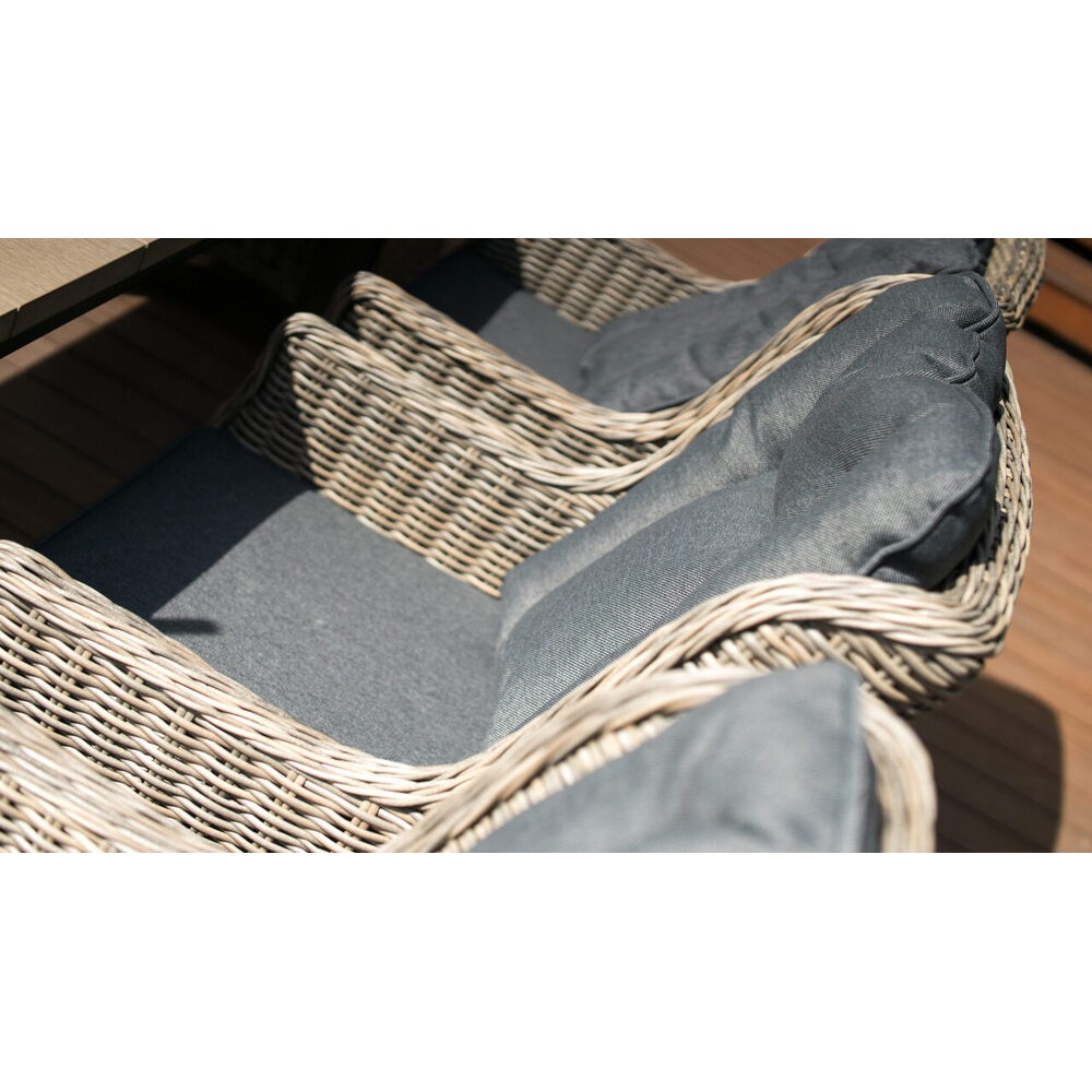 БЕРГАМО кресло из ротанга в комплекте с подушками (цвет коричневый)