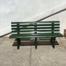 Пластиковая скамейка зеленая
